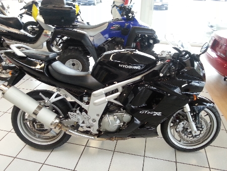 HYOSUNG 151_1.jpg